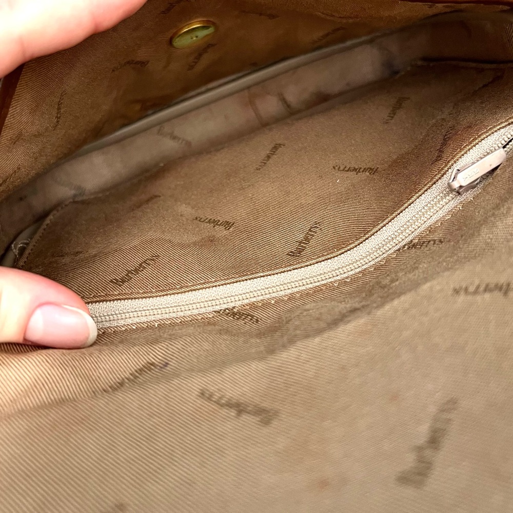 Burberry crossbody bag - Picture 10 of 10